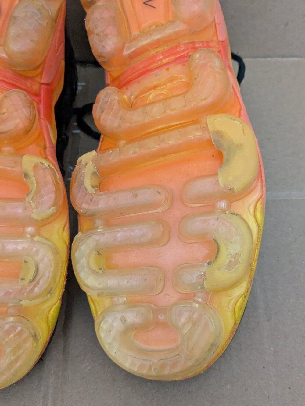 Nike Air VaporMax Plus TN Casual Shoes Mens Walking Shoes Black Orange Size 8 - Picture 16 of 16